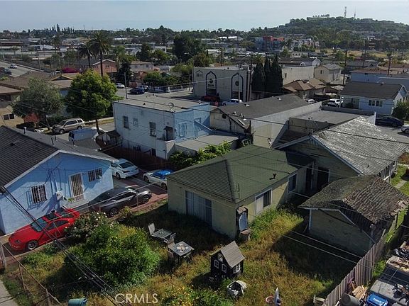 4th image of 2051 Orange Ave