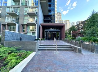 101 Erskine Ave #2006, Toronto, ON M4P 1Y5