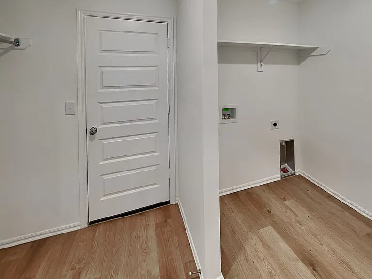 4000 Dutch Ln — Photo 17