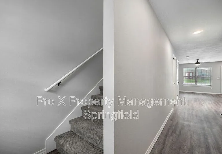 1302 S Lexington Ave #B — Photo 3