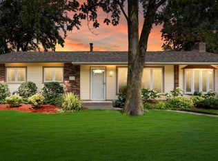 1735 Highland Blvd, Hoffman Estates, IL