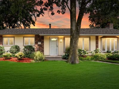 1735 Highland Blvd, Hoffman Estates, IL, 60169