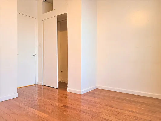 Rented by Virtual Real Estate | media 4