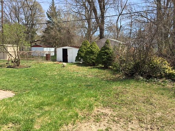 2nd image of 21182 Poinciana St