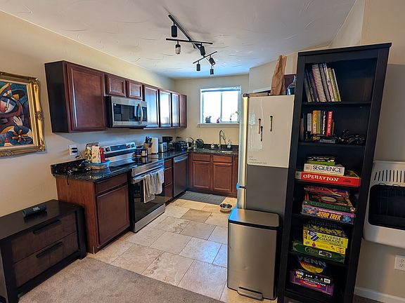 4th image of 4832 S Delaware St