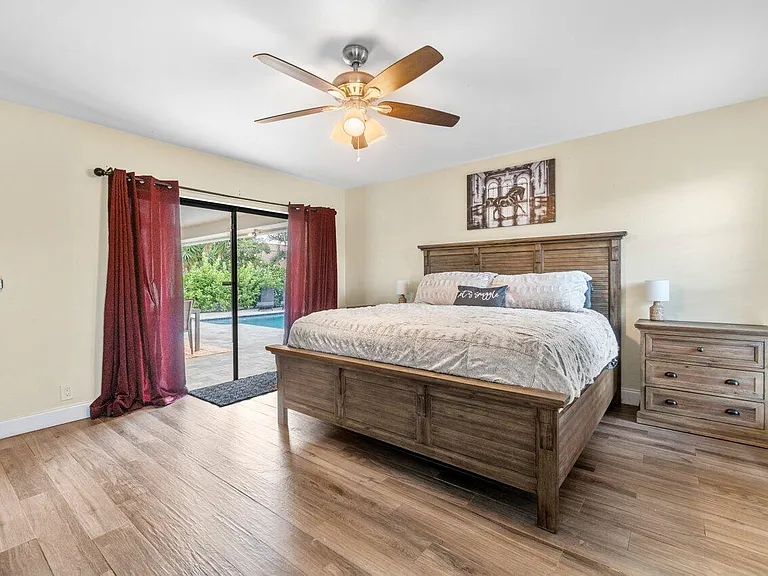 1352 Wyndcliff Dr — Photo 13