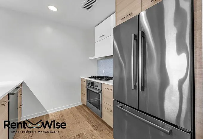451 Donahue St #307 — Photo 12
