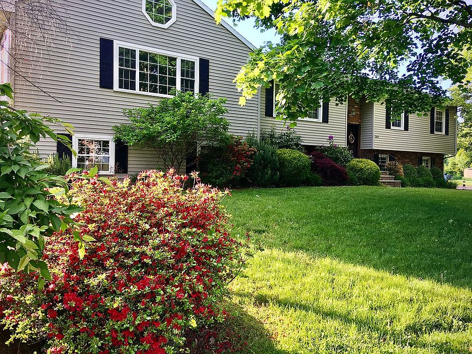 1st image of 155 N Condor Dr