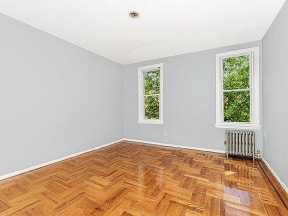 5th image of 1941 Gleason Ave Floor 2