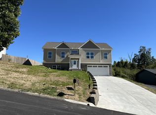 4124 Lost Oaks Dr, Ooltewah, TN 37363