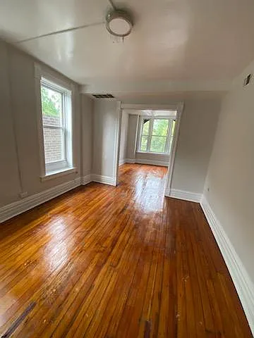 1631 S California Ave #1F — Photo 3