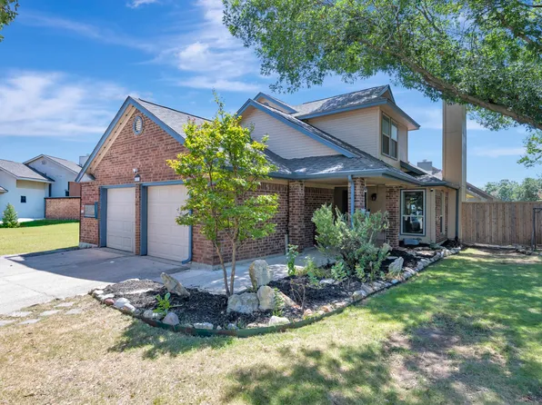 2053 Paint Pony Ln, Keller, TX 76248