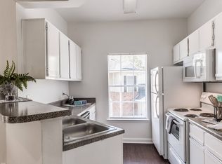 Hollow Creek Apartments, Conroe, TX 77301
