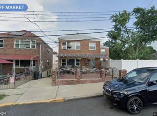 1452 Ohm Ave, Bronx, NY 10465