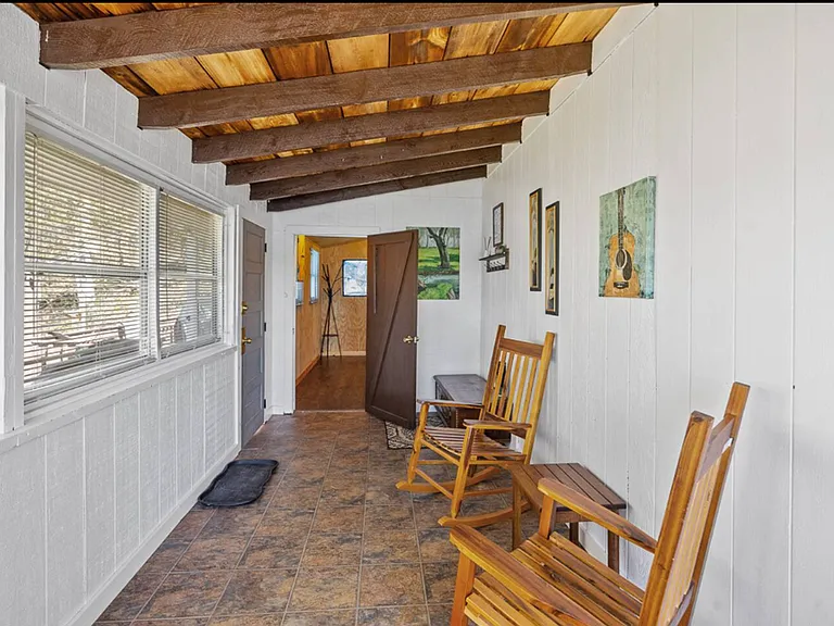 858 S Shore Rd — Photo 33
