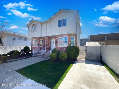 56 4th St, Staten Island, NY, 10306