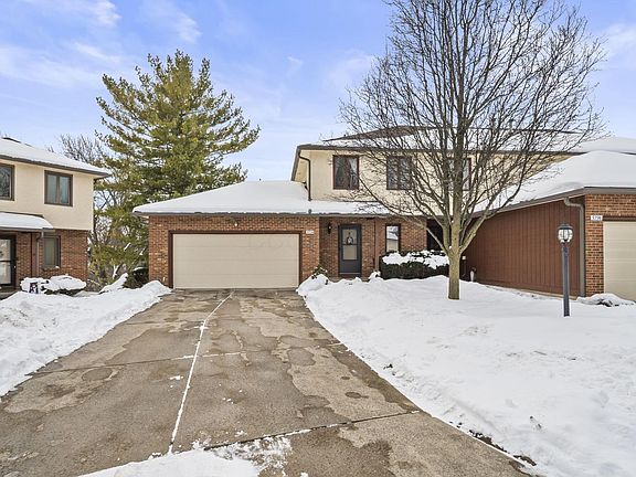 2nd image of 3234 Parkview Cir
