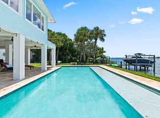 141 Punta Vista Dr, Saint Pete Beach, FL 33706