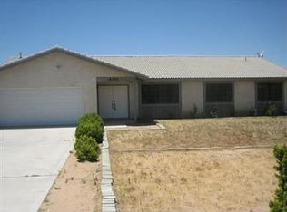 18270 Hiawatha Rd, Apple Valley, CA 92307