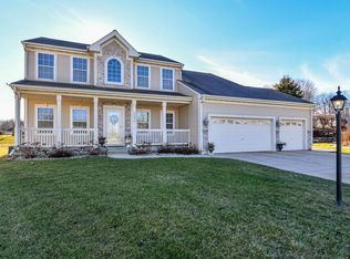 8430 N 101st Ct, Milwaukee, WI 53224