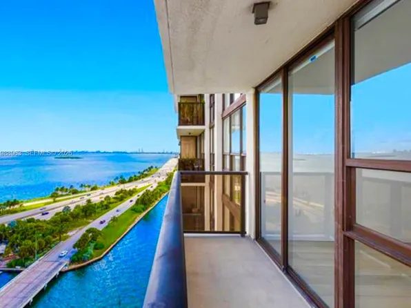 600 NE 36th St APT 1502, Miami, FL 33137