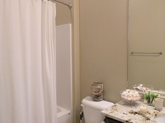 5th image of 6321 Golf View Pl