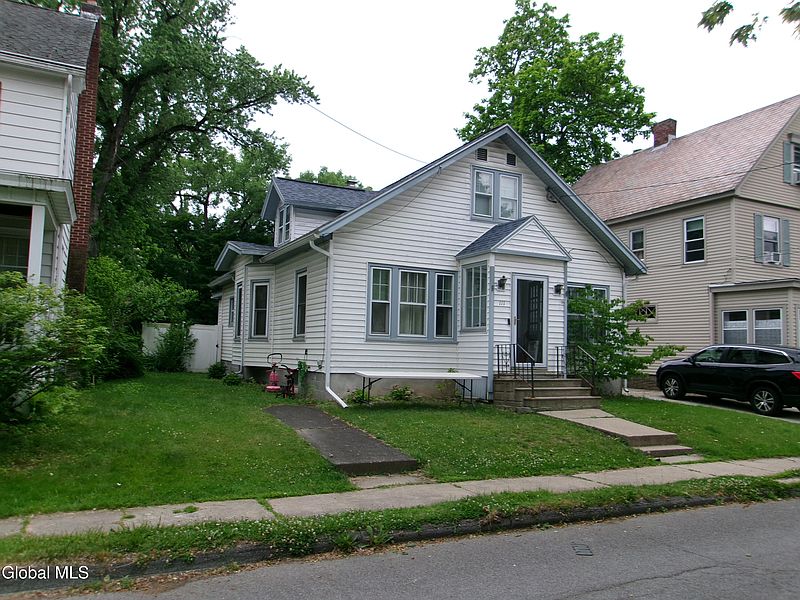 2nd image of 111 Sanders Avenue