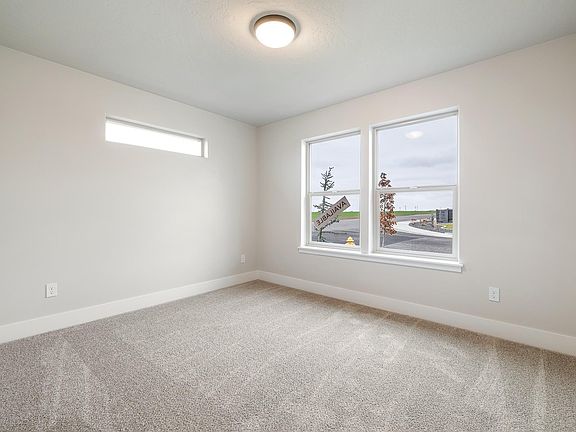 4th image of 10714 Kokanee Dr