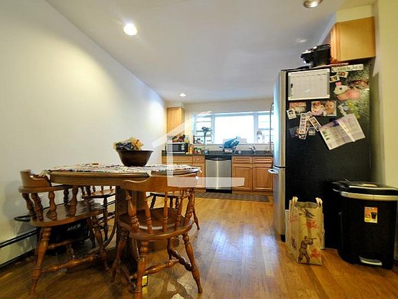 4th image of 36 Addington Rd #1
