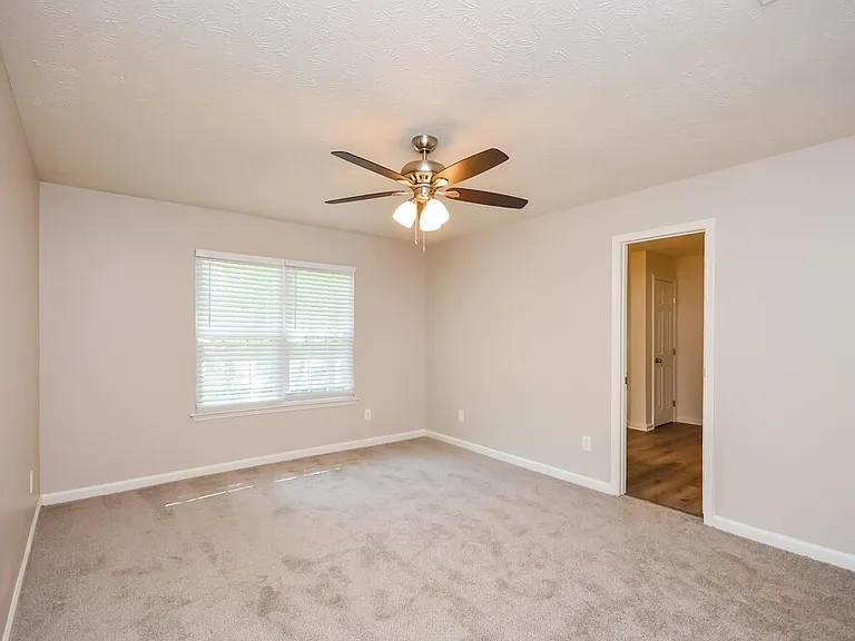 306 Ashley Manor Way — Photo 8