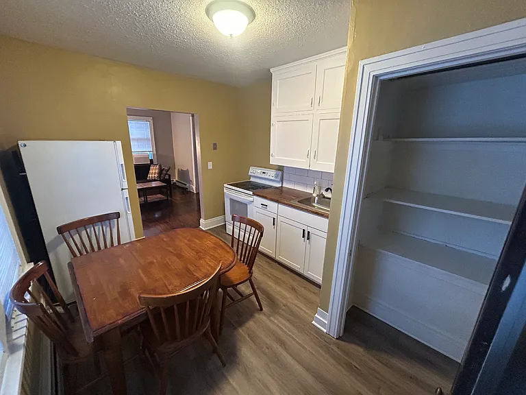 1053 Martin Luther King Jr St SE — Photo 8