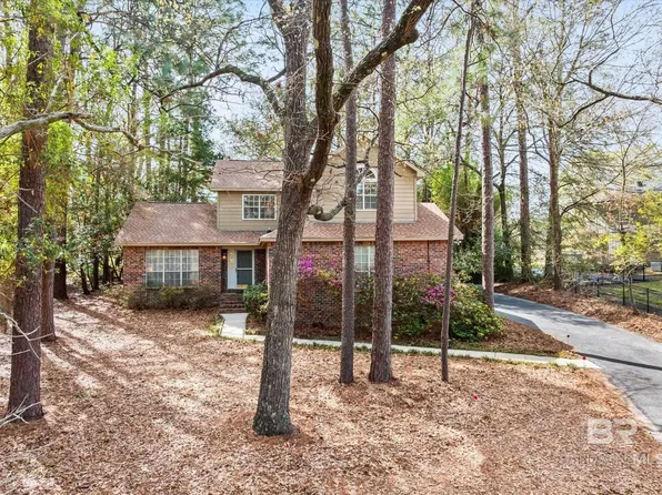 639 Ridgewood Dr, Daphne, AL 36526