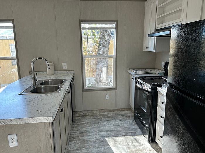 6027 N Lindbergh Blvd Hazelwood MO Zillow