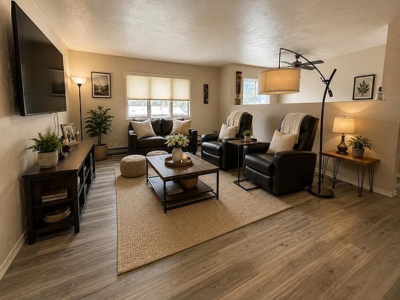 2nd image of 4039 Mitchell Way