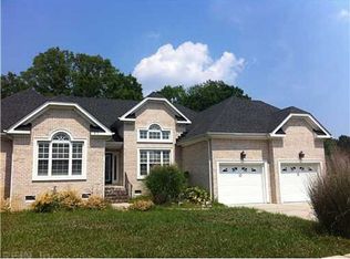 813 Samantha Ln, Chesapeake, VA 23322