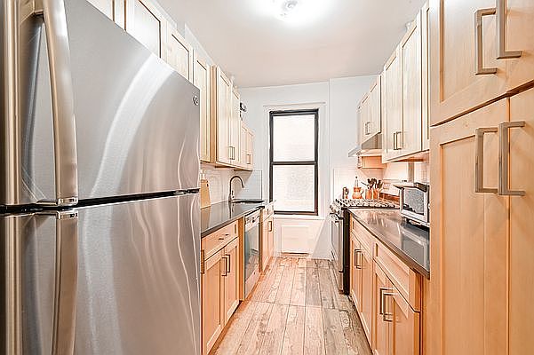 1st image of 712 W 176th St APT 1G