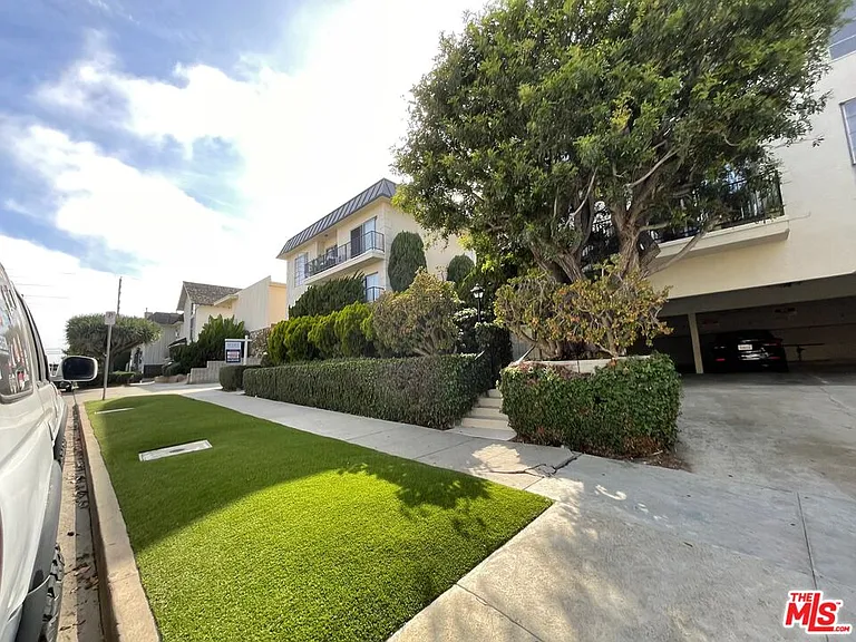 11835 Dorothy St #9 — Photo 1