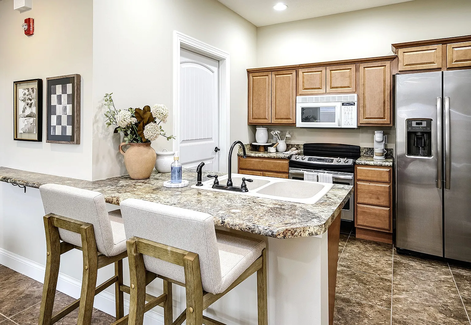 Oak Pointe — Photo 1