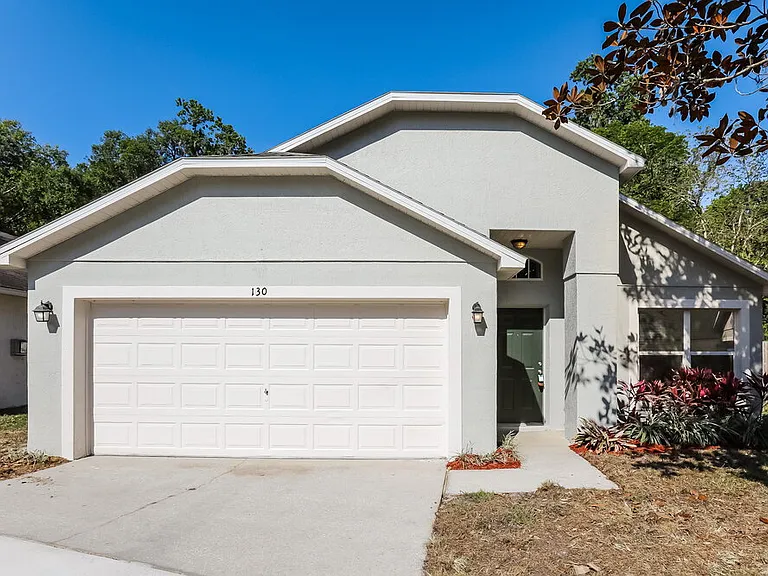 130 Kinney Ct — Photo 1
