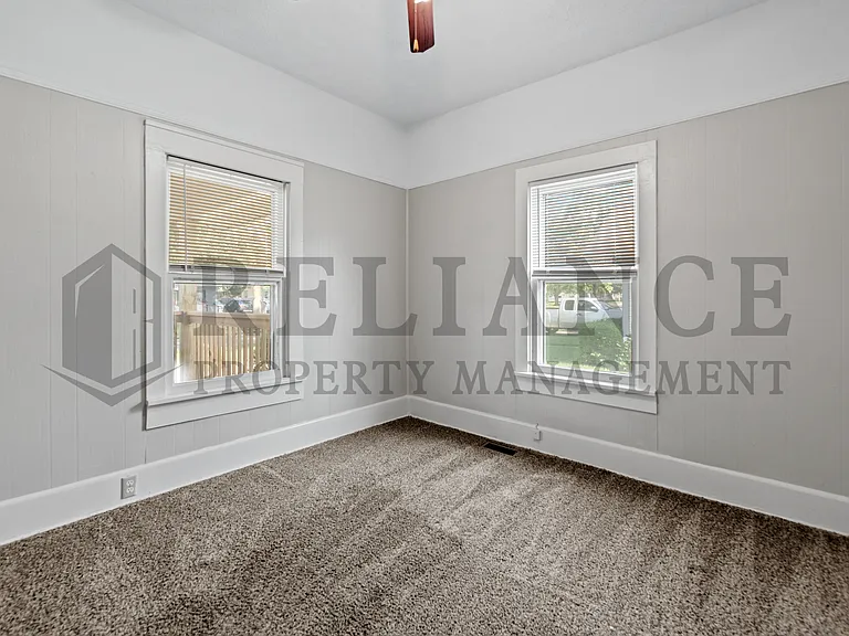232 S Sedgwick St — Photo 21