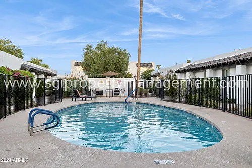 2415 N 71st St Photo 1