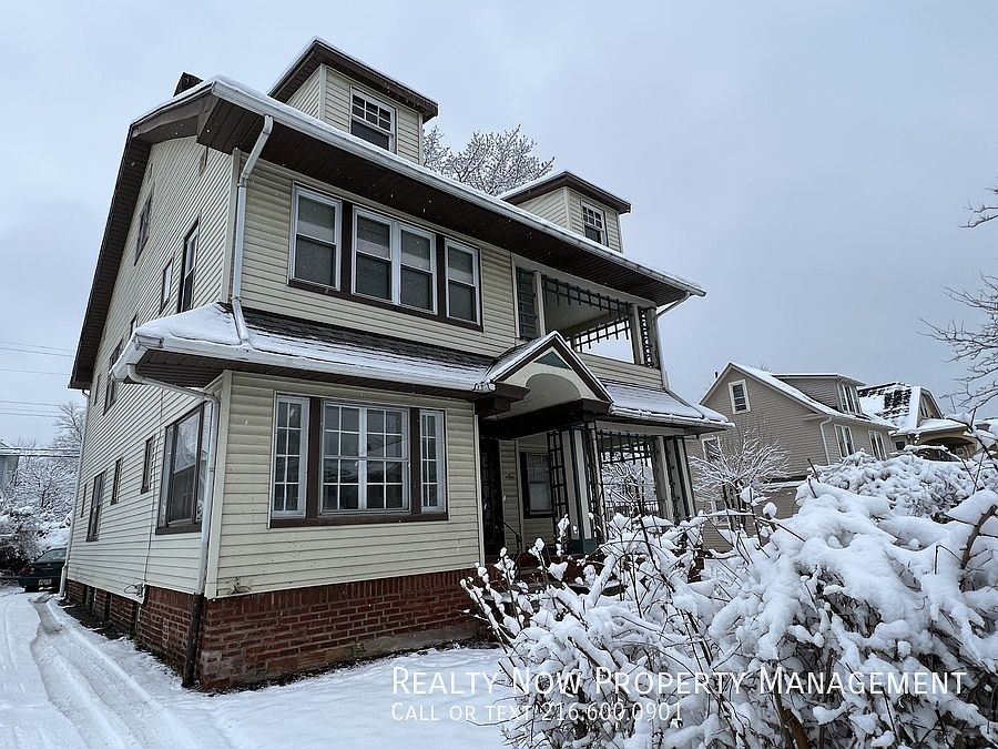 1st image of 3290 Desota Ave Unit 2