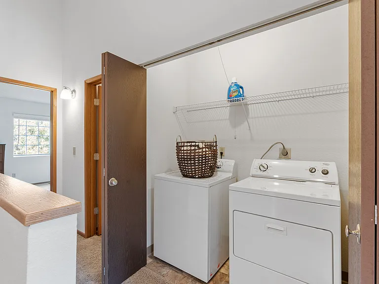 Bass Lake Hills Townhomes — Photo 49