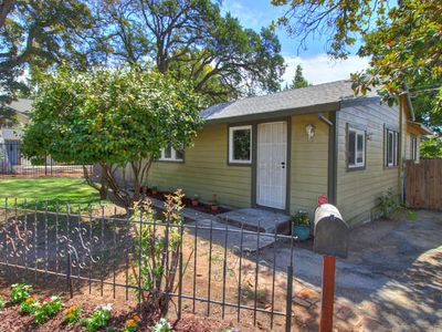7590 Old Auburn Rd, Citrus Heights, CA, 95610