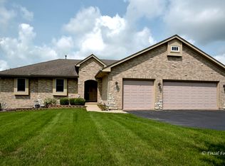 1340 Getzelman Rd, Hampshire, IL 60140