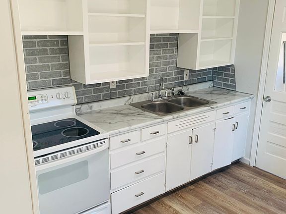5th image of 610 Lena Ave