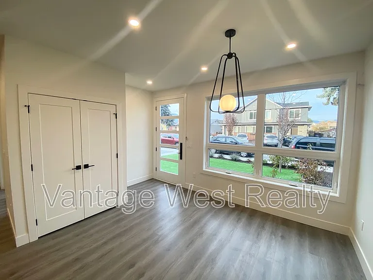 867 Morrison Ave #1 — Photo 14