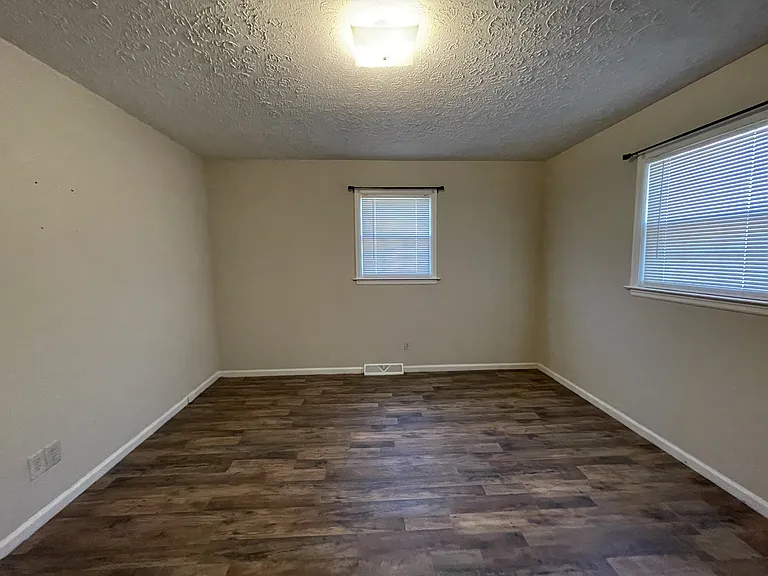 41 Salem Rd #B — Photo 4