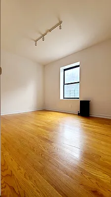 Rented by Corcoran | media 6