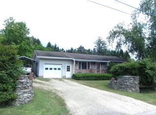 21810 Vista Dr, Saegertown, PA 16433